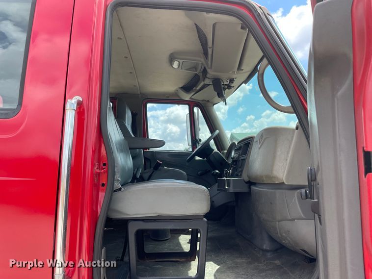 image for item OG9966 2008 International  4300 Crew Cab utility / service truck