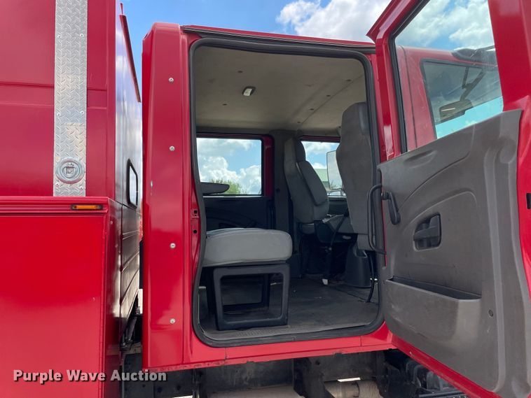 image for item OG9966 2008 International  4300 Crew Cab utility / service truck