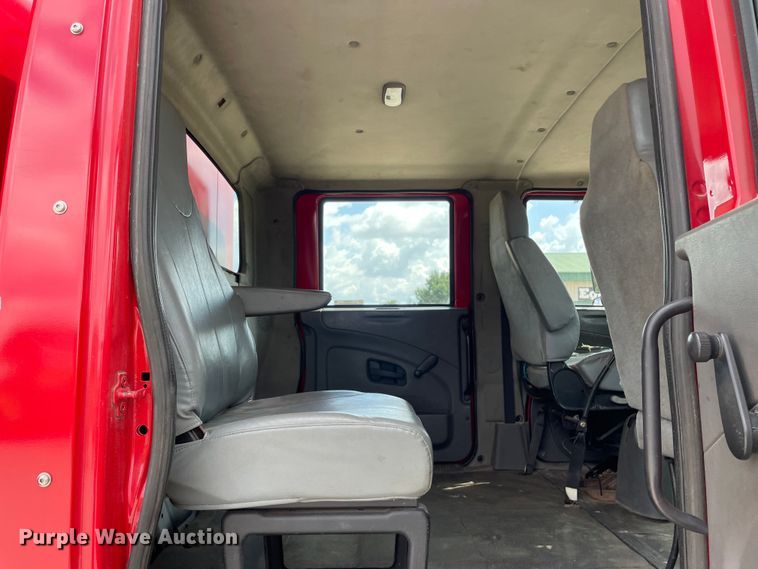 image for item OG9966 2008 International  4300 Crew Cab utility / service truck