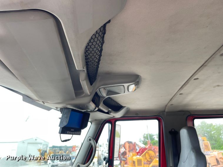 image for item OG9966 2008 International  4300 Crew Cab utility / service truck