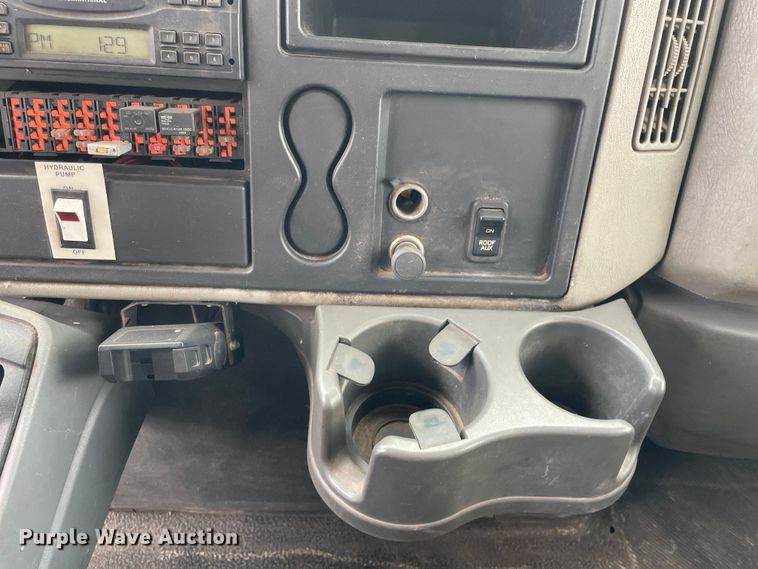 image for item OG9966 2008 International  4300 Crew Cab utility / service truck