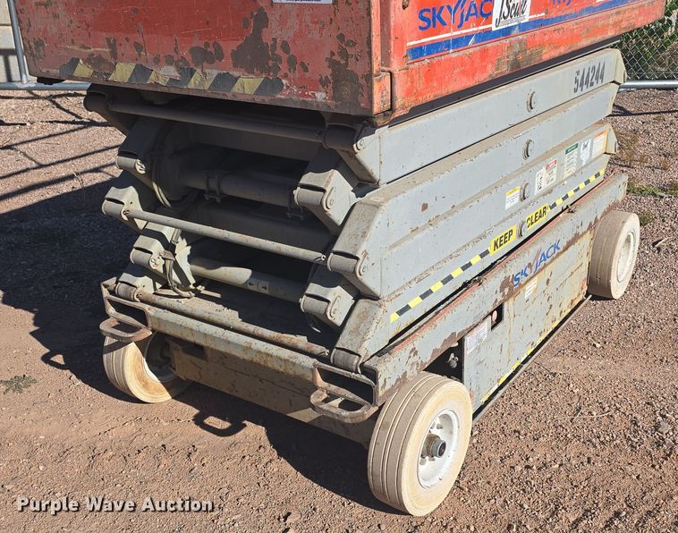 image for item OH9778 Skyjack  SJIII 4832 scissor lift