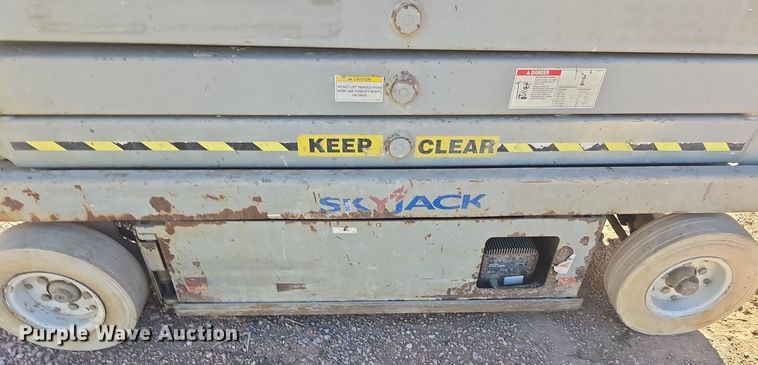 image for item OH9778 Skyjack  SJIII 4832 scissor lift