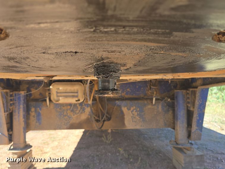 image for item OH9779 2008 Ledwell 10x48 drop deck hydraulic tail equipment trailer