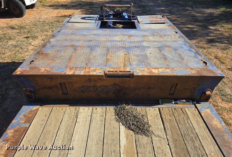 image for item OH9779 2008 Ledwell 10x48 drop deck hydraulic tail equipment trailer