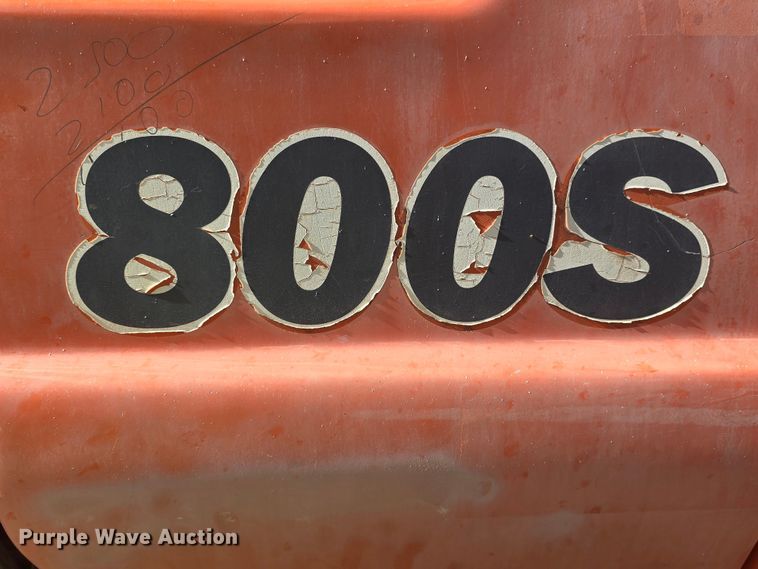 image for item OH9780 2005 JLG 800S boom lift