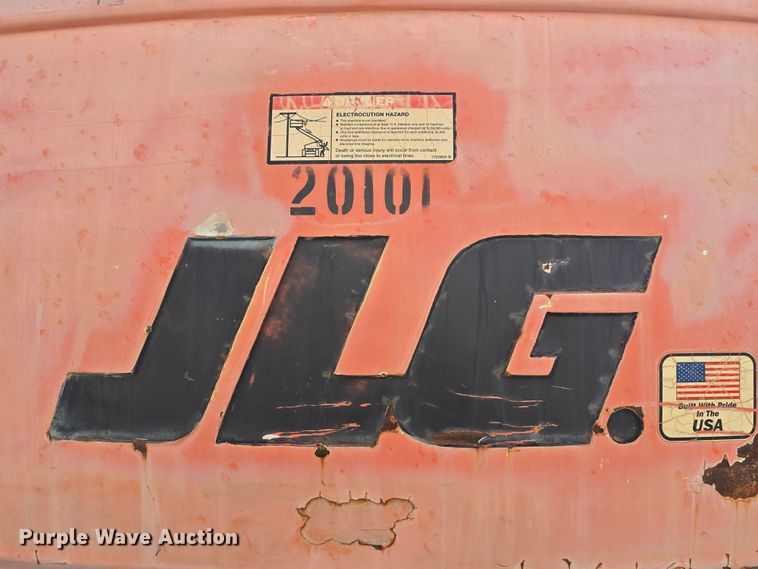 image for item OH9780 2005 JLG 800S boom lift