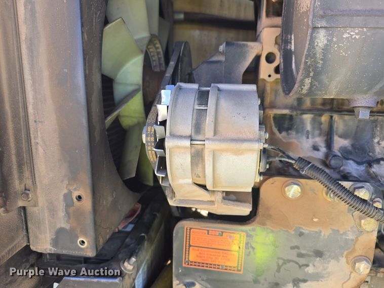 image for item OH9780 2005 JLG 800S boom lift