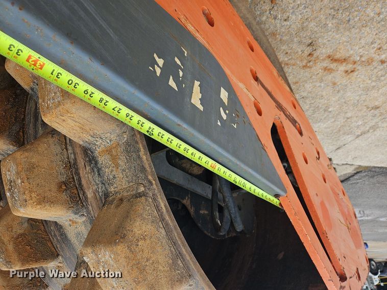 image for item OJ9855 2015 Hamm H11iP single drum vibratory roller