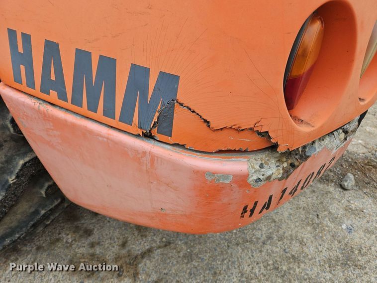 image for item OJ9855 2015 Hamm H11iP single drum vibratory roller