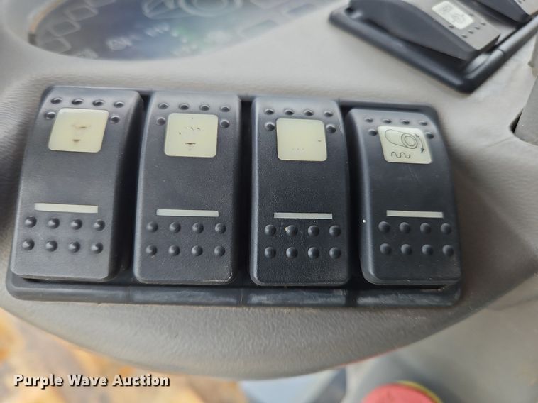 image for item OJ9855 2015 Hamm H11iP single drum vibratory roller