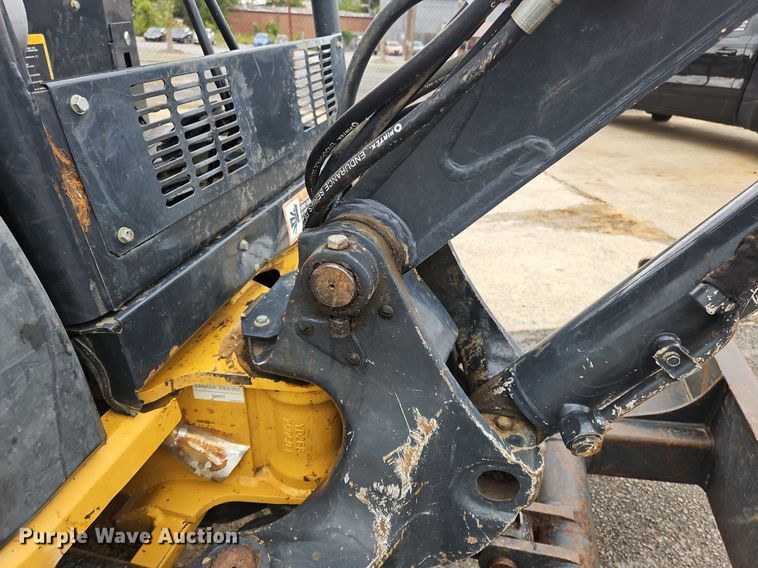 image for item OJ9856 2018 John Deere 35G mini excavator