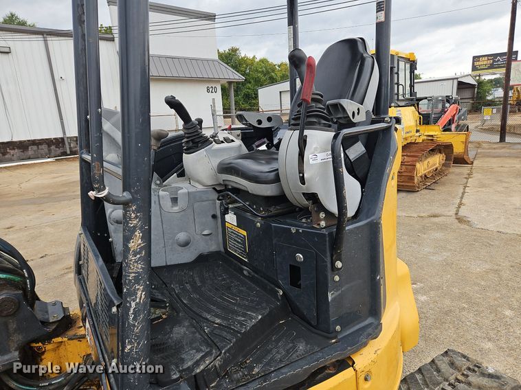 image for item OJ9856 2018 John Deere 35G mini excavator