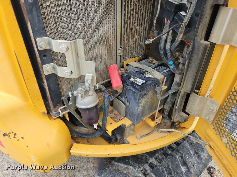 image for item OJ9856 2018 John Deere 35G mini excavator