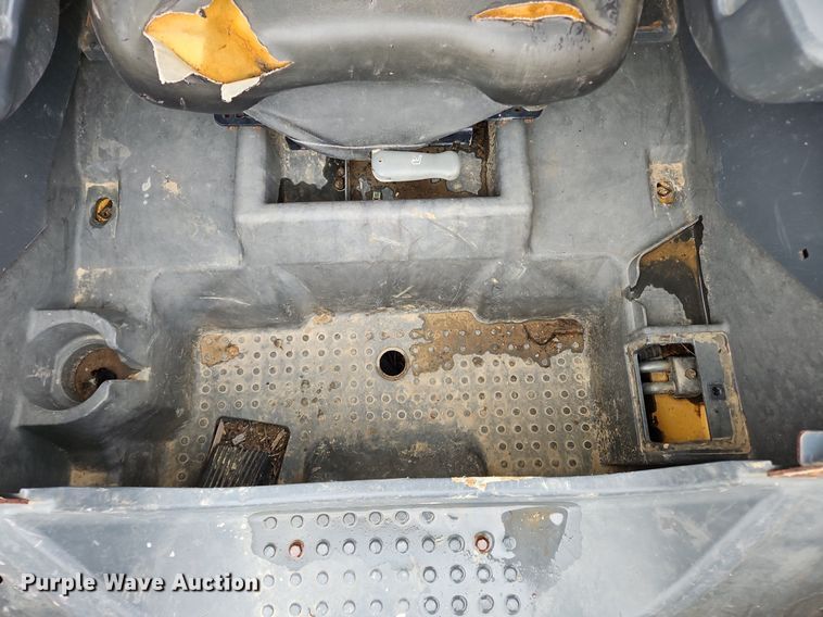 image for item OJ9857 2018 John Deere 323E tracked skid steer loader