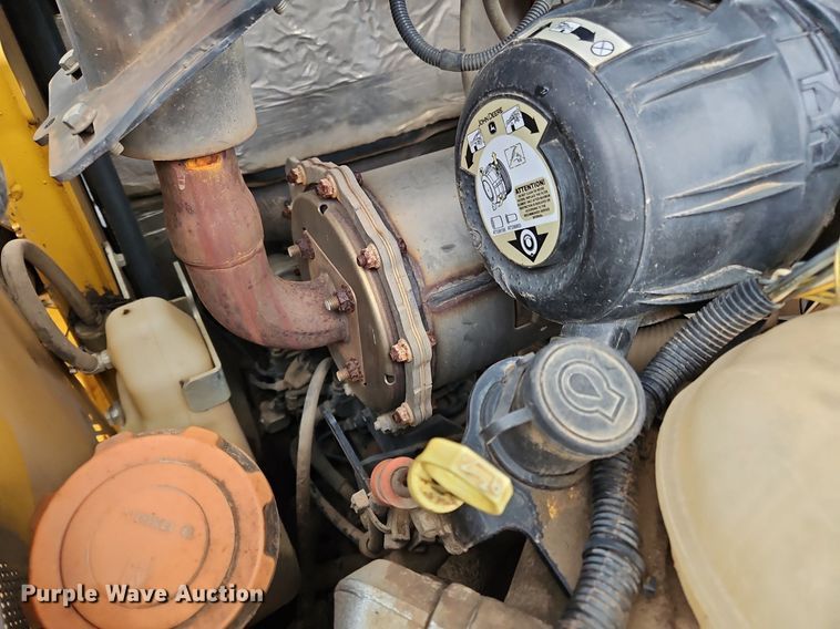 image for item OJ9857 2018 John Deere 323E tracked skid steer loader