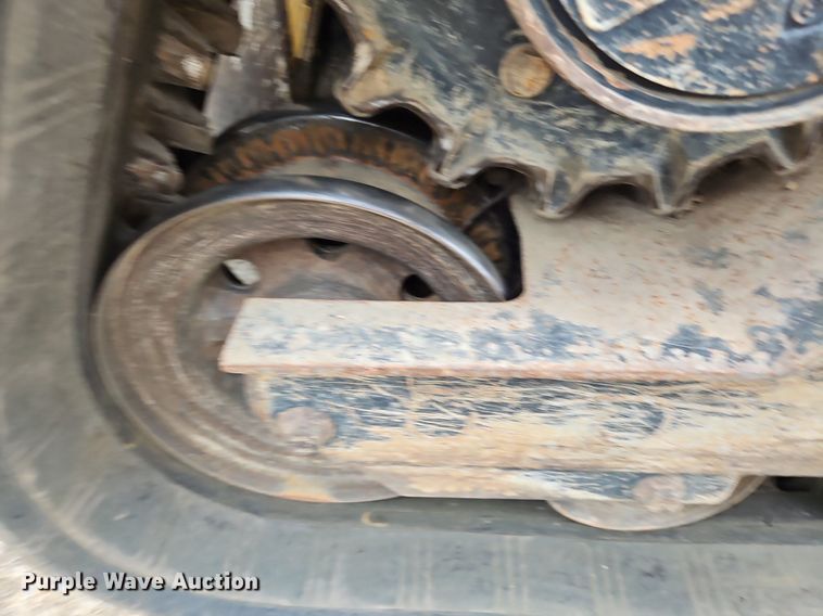 image for item OJ9857 2018 John Deere 323E tracked skid steer loader