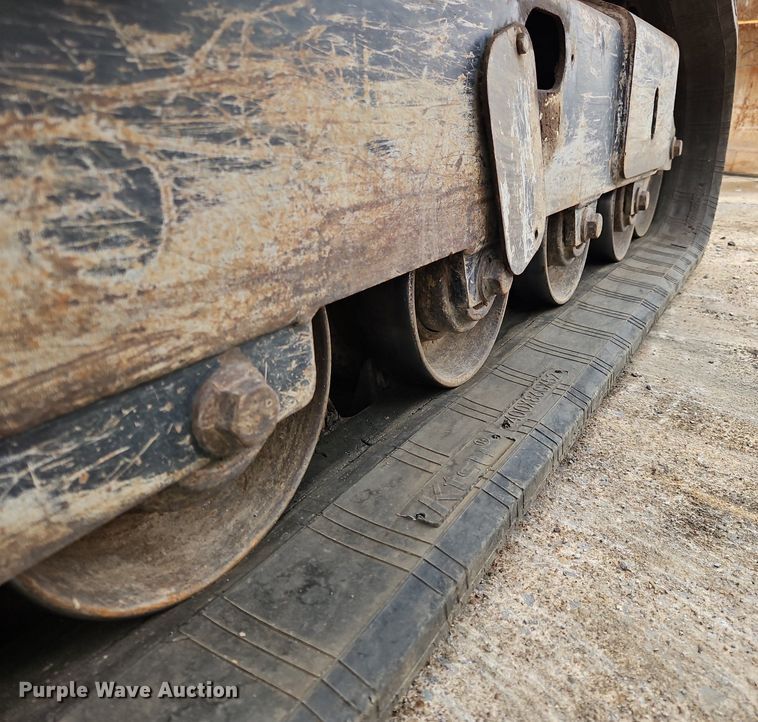 image for item OJ9857 2018 John Deere 323E tracked skid steer loader