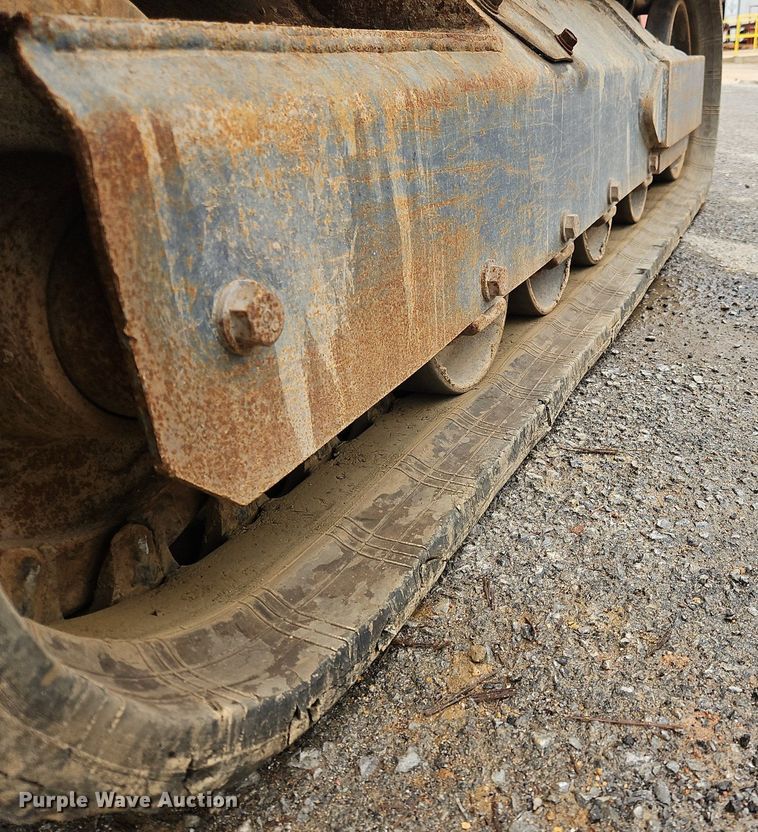 image for item OJ9858 Kubota  SVL65 tracked skid steer loader