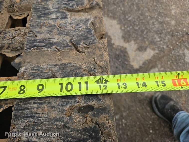 image for item OJ9858 Kubota  SVL65 tracked skid steer loader