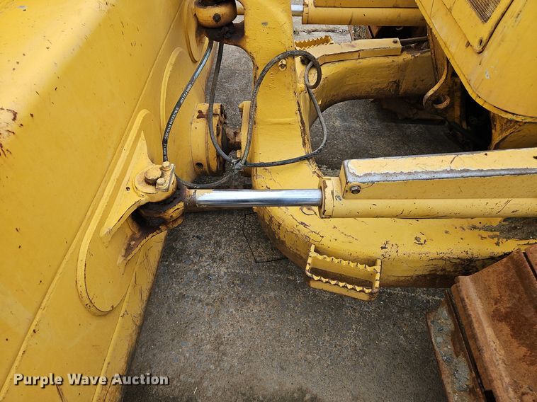 image for item OJ9859 2019 Komatsu D39PX-24 dozer