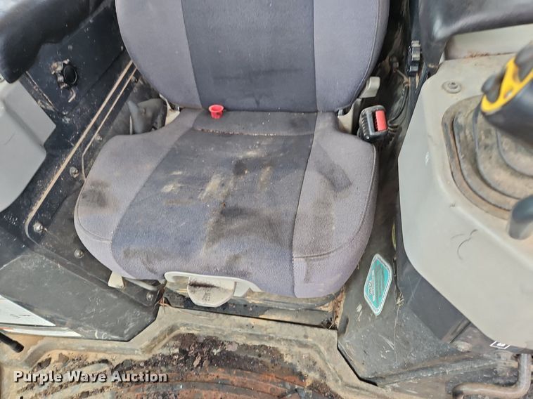 image for item OJ9859 2019 Komatsu D39PX-24 dozer