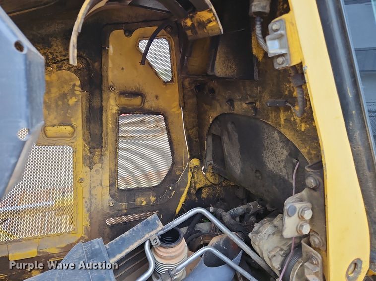 image for item OJ9859 2019 Komatsu D39PX-24 dozer