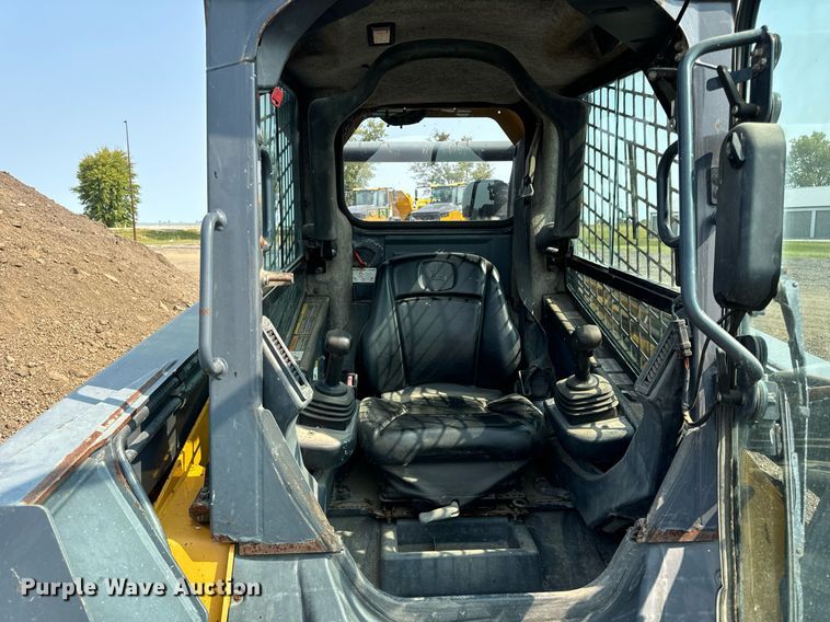 image for item YA0001 2012 John Deere 329D tracked skid steer loader