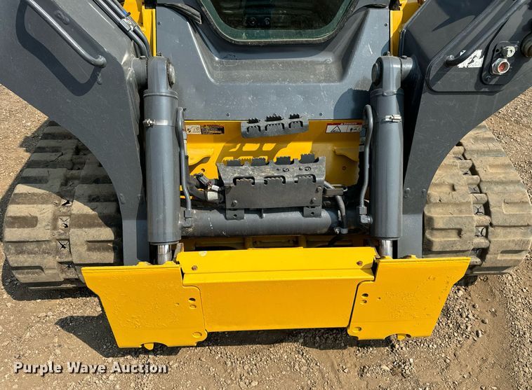 image for item YA0002 2019 John Deere 333G tracked skid steer loader