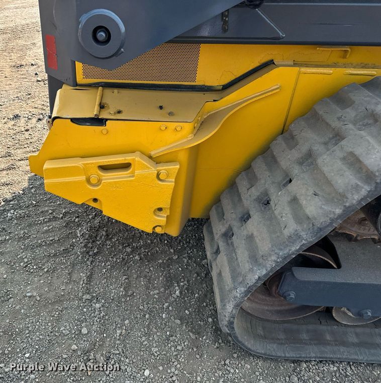 image for item YA0002 2019 John Deere 333G tracked skid steer loader