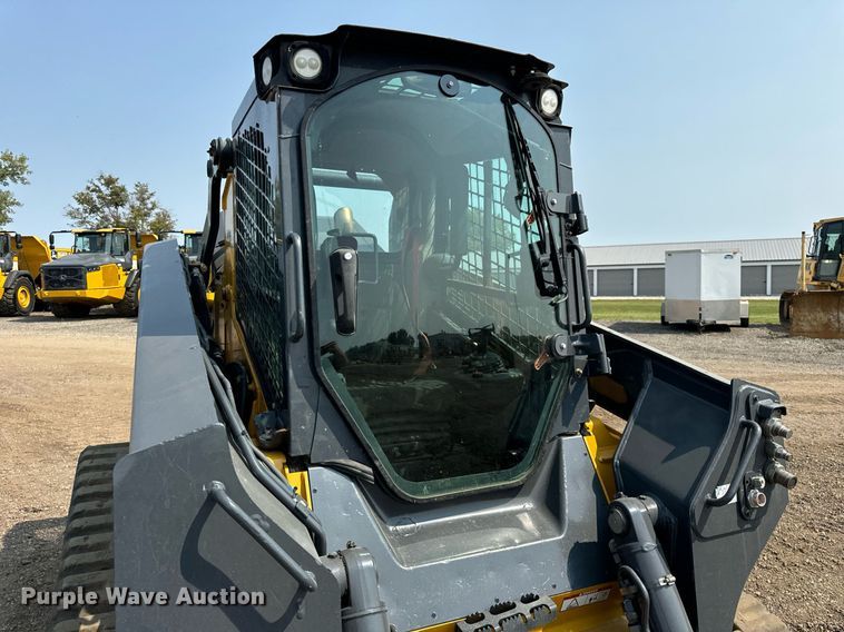 image for item YA0002 2019 John Deere 333G tracked skid steer loader