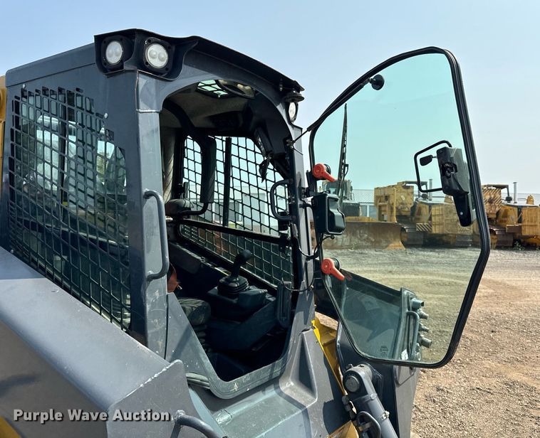 image for item YA0002 2019 John Deere 333G tracked skid steer loader