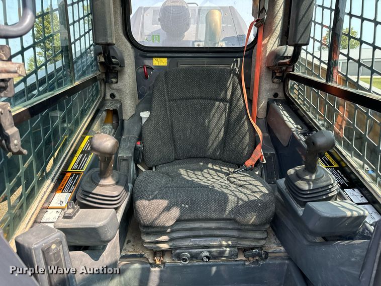 image for item YA0002 2019 John Deere 333G tracked skid steer loader