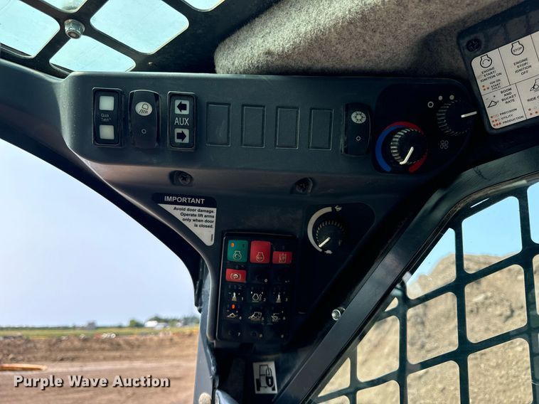 image for item YA0002 2019 John Deere 333G tracked skid steer loader