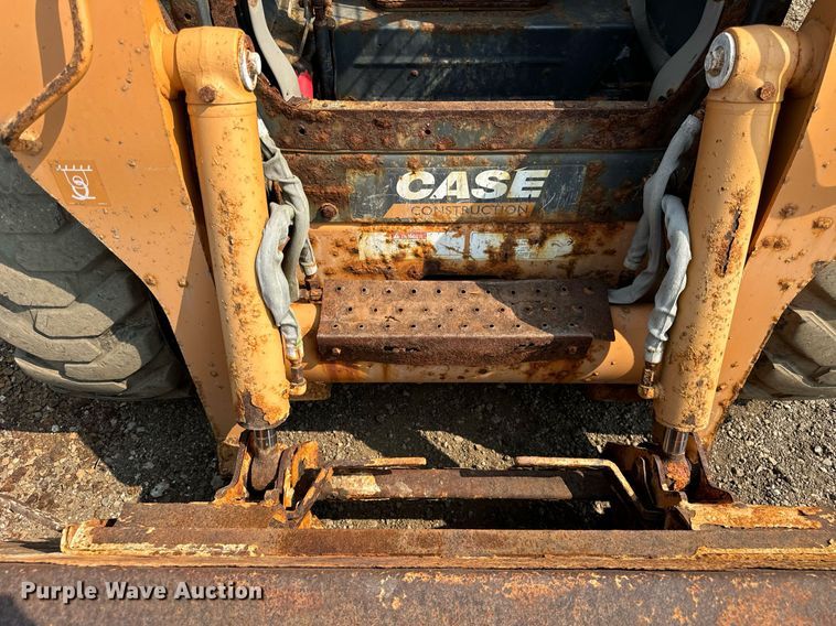 image for item YA0004 2011 Case SR220 skid steer loader
