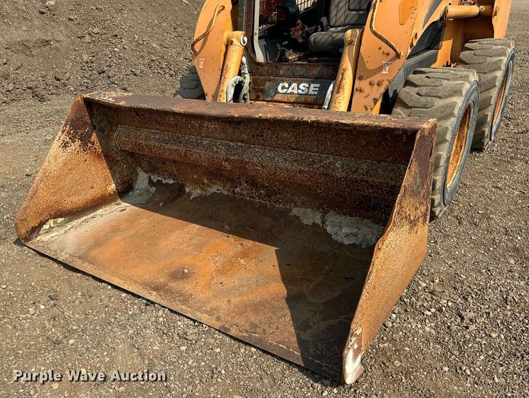 image for item YA0004 2011 Case SR220 skid steer loader