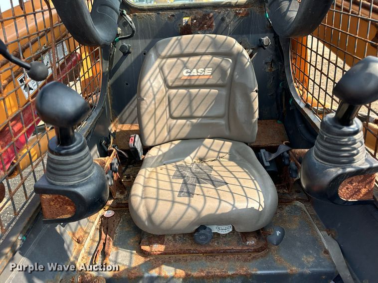 image for item YA0004 2011 Case SR220 skid steer loader