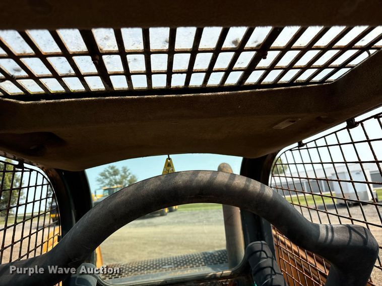 image for item YA0004 2011 Case SR220 skid steer loader