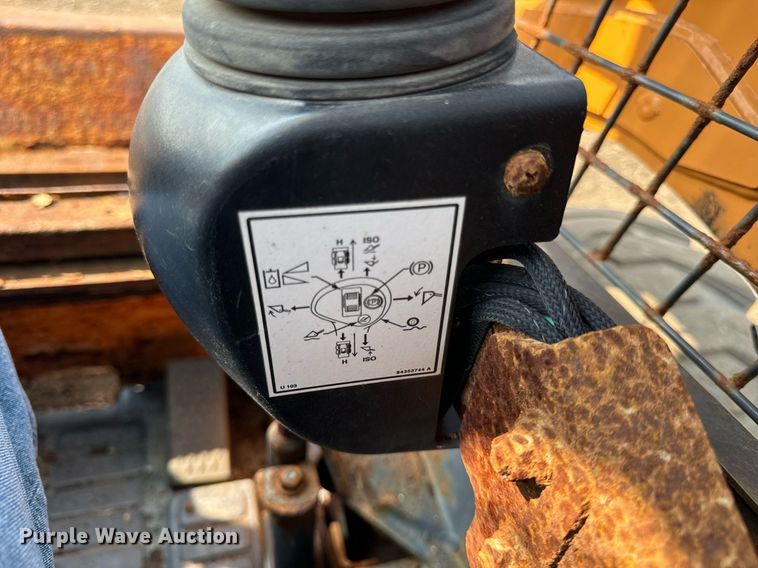 image for item YA0004 2011 Case SR220 skid steer loader