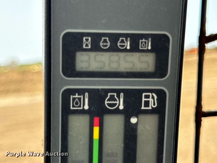 image for item YA0004 2011 Case SR220 skid steer loader