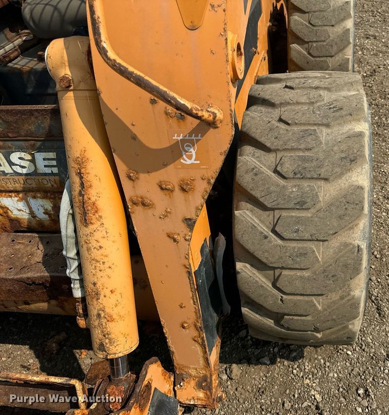 image for item YA0004 2011 Case SR220 skid steer loader