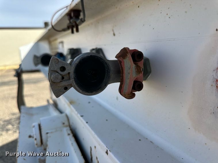 image for item DD3234 2008 Construction Trailer Specialist, Inc BDT-40 bottom dump trailer