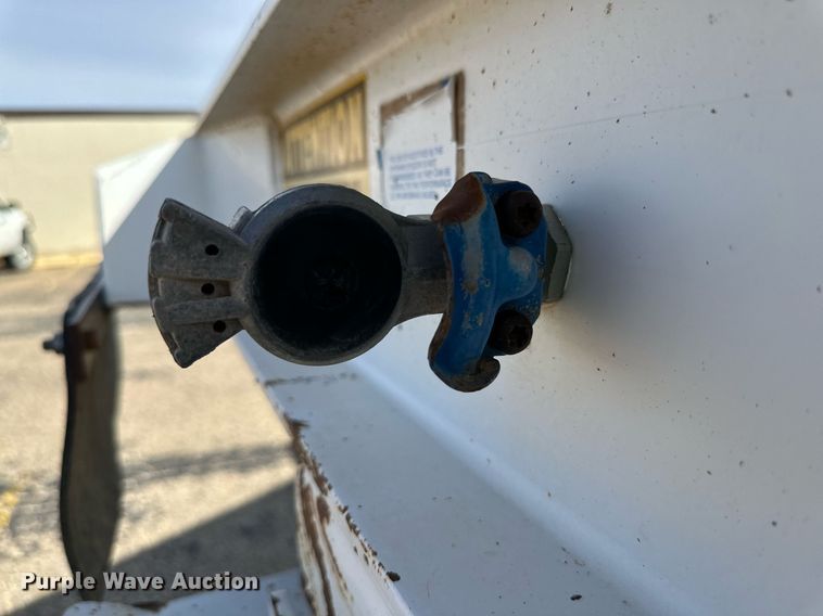 image for item DD3234 2008 Construction Trailer Specialist, Inc BDT-40 bottom dump trailer