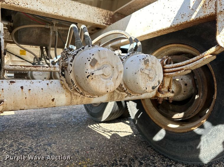 image for item DD3234 2008 Construction Trailer Specialist, Inc BDT-40 bottom dump trailer