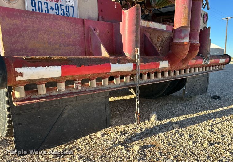 image for item DD3245 1972 Fruehauf tank trailer