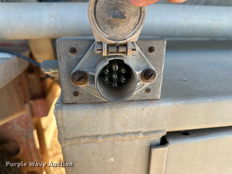 image for item DD3245 1972 Fruehauf tank trailer