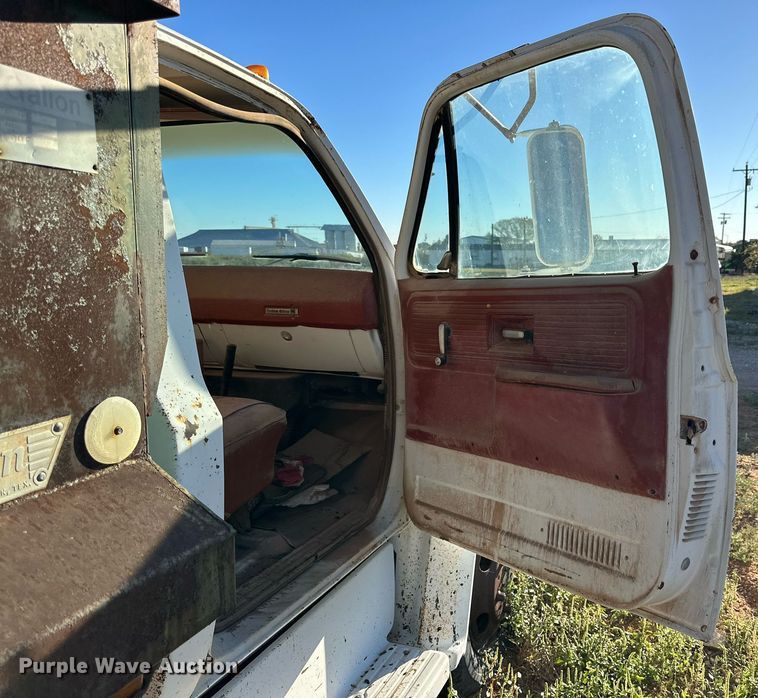 image for item DD3246 1978 Chevrolet C60 dump truck