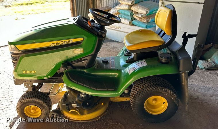 image for item DD3247 2015 John Deere X300R lawn mower