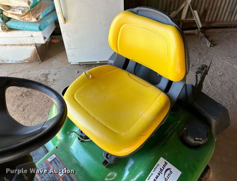 image for item DD3247 2015 John Deere X300R lawn mower