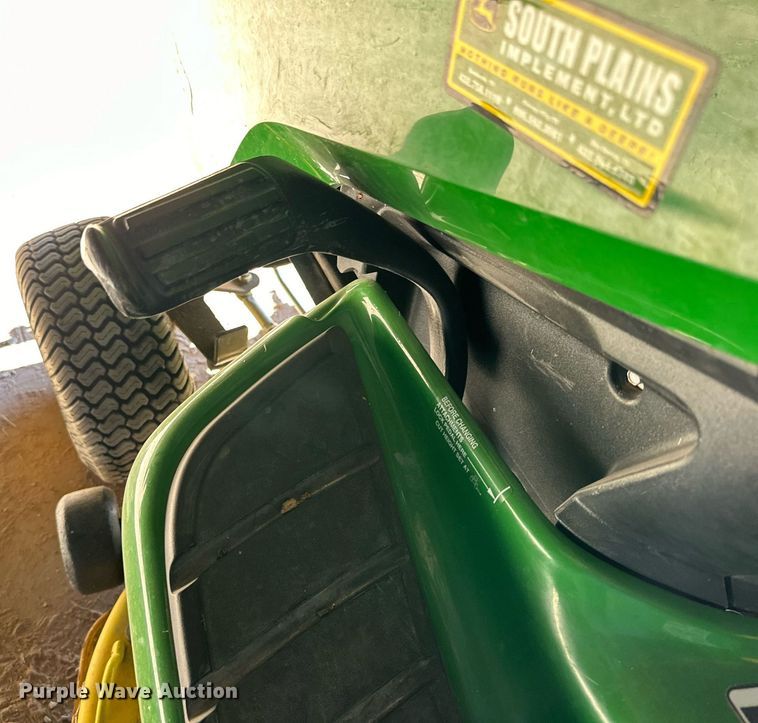 image for item DD3247 2015 John Deere X300R lawn mower